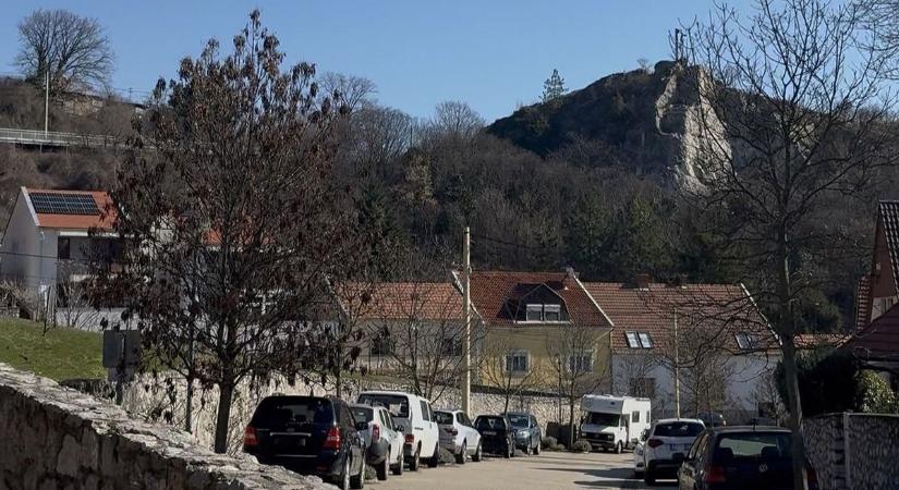 Már látni mit hoz az ünnepi hétvége – baljós előjelek, gyülekeznek a viharfelhők