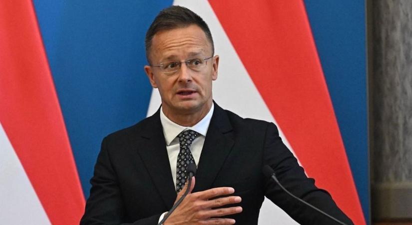 Szijjártó Péter: A Barátság kőolajvezetéknek semmi baja nincsen, a rendszerüzemeltető cég szerint fizikailag készen áll
