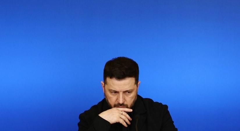 Adolf Hitler és Bonaparte Napoleon nyomdokaiba lépne Zelenszkij?