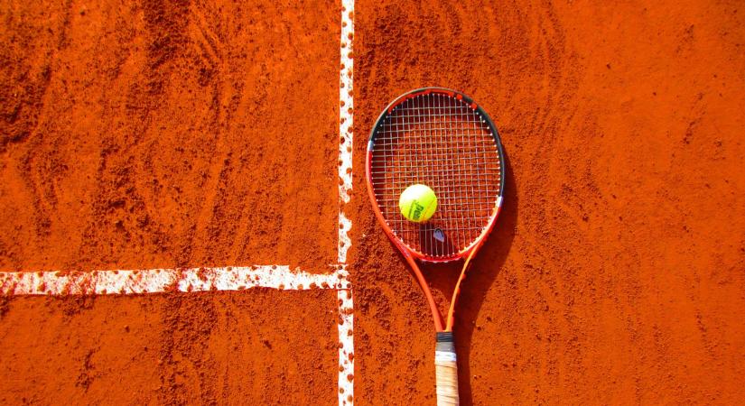 Forró fotó: hatalmas keblekkel hódít a teniszezőnő