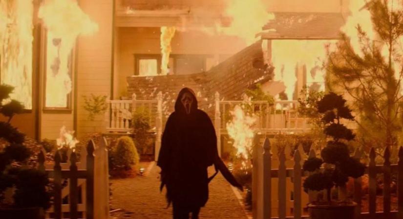 Először a cancel culture áldozata lett az új Sikoly, majd az első rész forgatókönyvírója vitte be a kegyelemdöfést