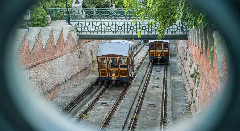 Így indult el a Budavári sikló, a főváros egyik ikonja