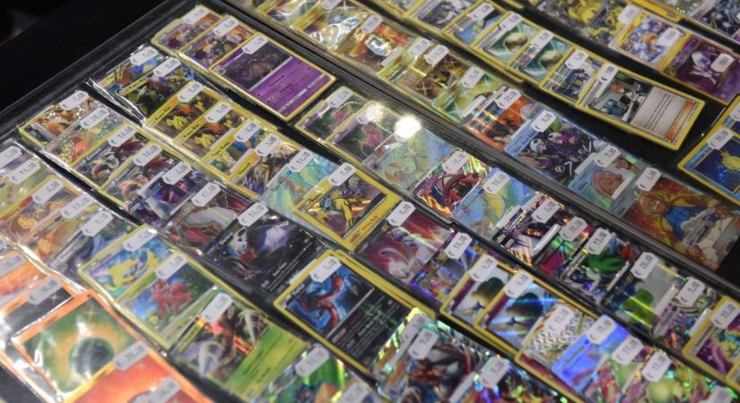 Közel 13 millió forintért kelt el a Pokémon kártyák „szent grálja”