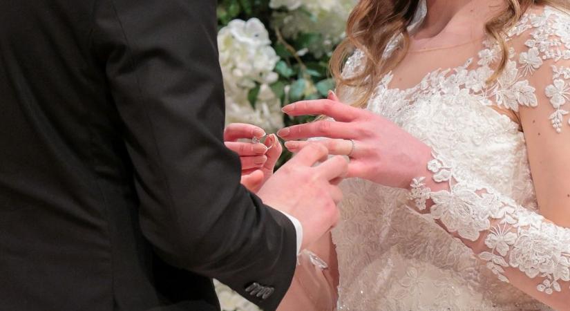 Ezért nem volt ott Keszthelyi Vivien esküvőjén Schumacher anyja