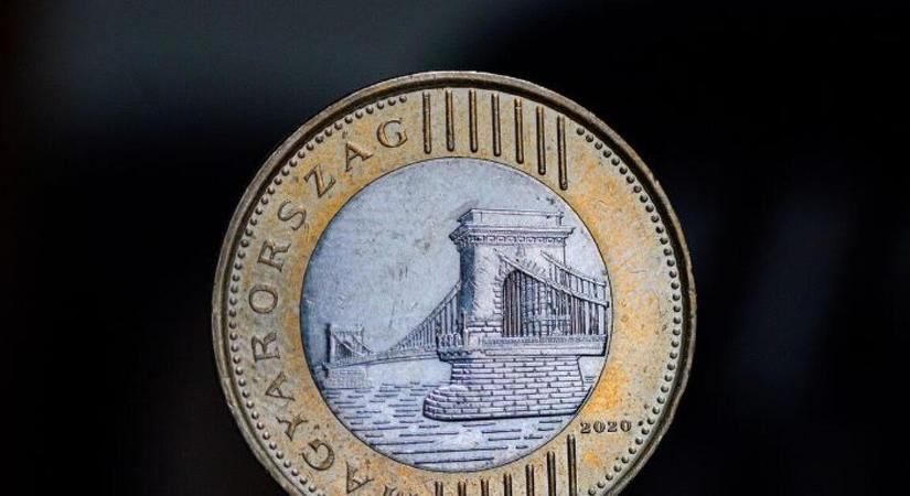 Essen túl rajta: ezt tette a forinttal a vérontás