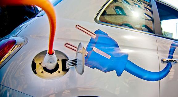 Megkezdődött az online jelentkezés az elektromos járművek vásárlásához nyújtott támogatásokra