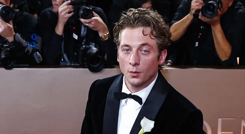 Van remény? Visszatalálhat középiskola szerelméhez A mackó szépfiúja