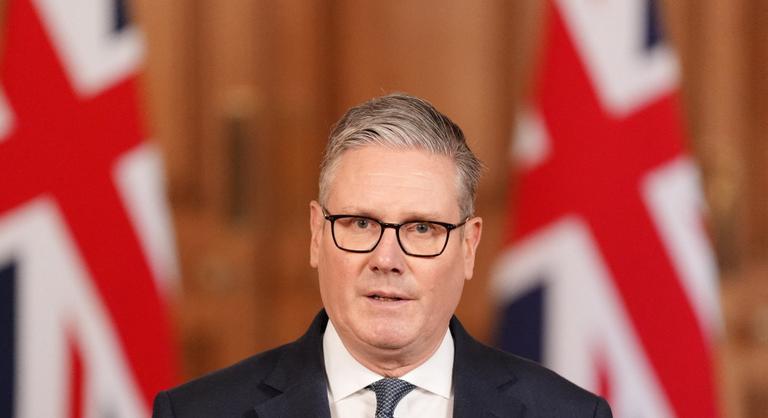 „Vadászgépeink már a levegőben vannak” – a britek engedélyt adtak támaszpontjai használatára az amerikai légierőnek