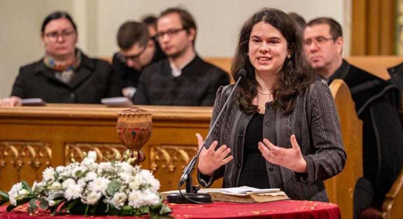 Rendszeres imádság-lövedékeinkkel láthatatlan védőpajzs vonható körénk