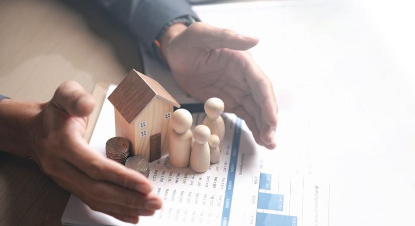 Nagy mozgás jöhet a lakásbiztosításoknál – akár 30 százalékot is spórolhatsz