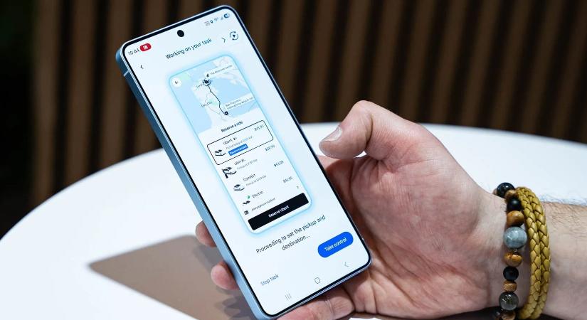 A Google szabadjára engedi a mobilokon a Geminit