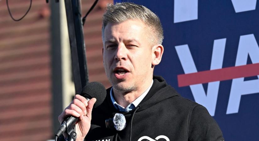 Az ukránokkal összejátszva járatná le a kormányt Magyar Péter