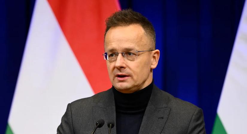 Szijjártó Péter: Bizonytalan a légtérnyitás a Közel-Keleten