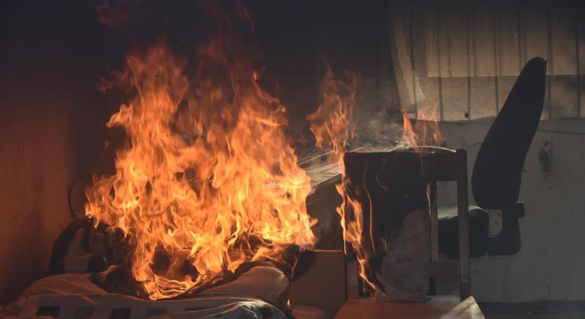 Halálos lakástűz a megyében: egy férfi életét vesztette