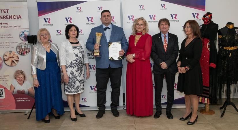 Szakmai Elit Kiválósági Díjjal tüntették ki ifj. Fekete Lászlót