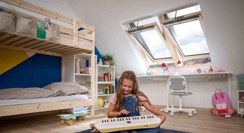 Könnyed kényelem: az elektromos tetőtéri ablak a modern otthonok új alapfelszereltsége