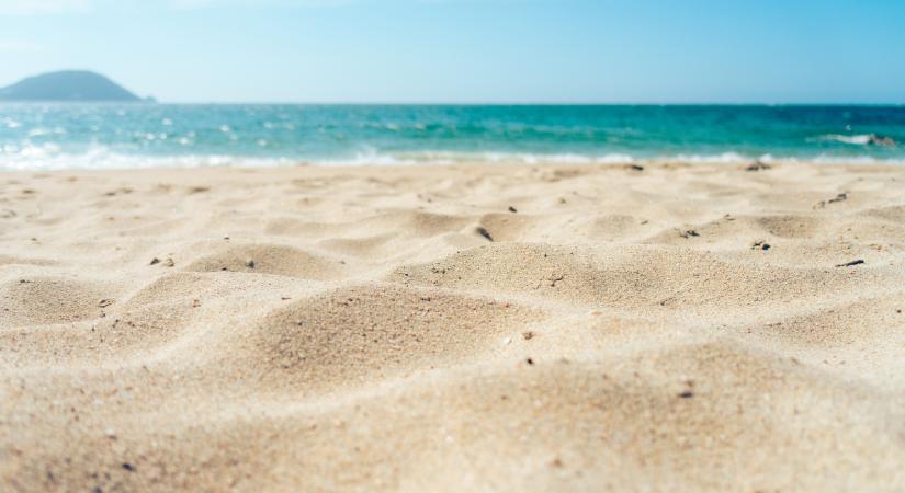 Vízparti parkolásért járt gigantikus bírság