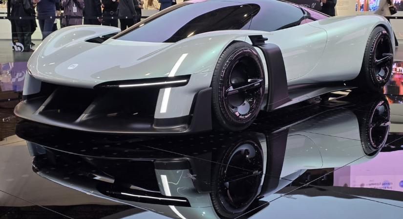 Megnéztük a Xiaomi 1900 lóerős brutális új hiperautóját, mutatjuk