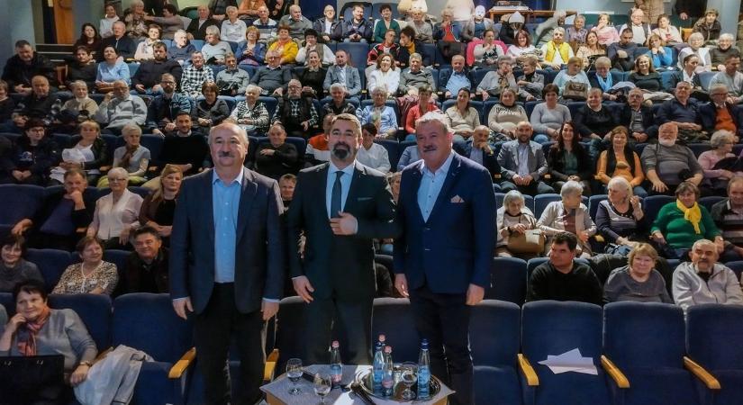 Hidvéghi Balázs Vasváron: Ez nem a mi háborúnk és mindent megteszünk azért, hogy megvédjük Magyarországot