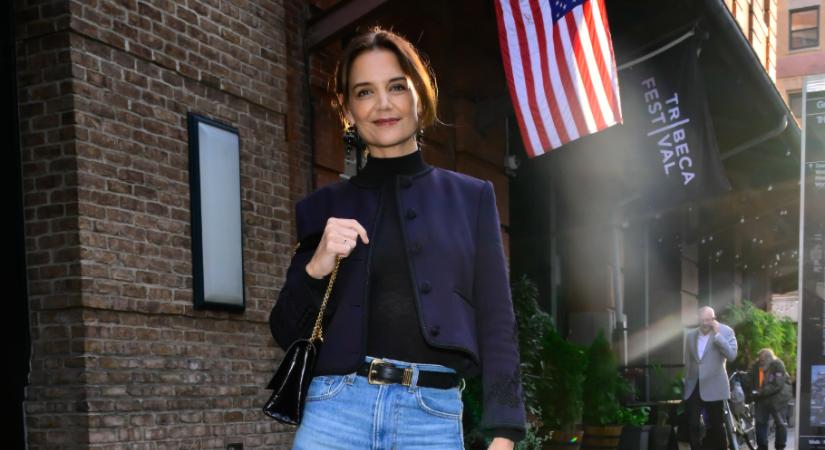 Katie Holmes tavaszi szettje felrobbantotta az internetet – ez a 3 darab minden nő gardróbjában ott lesz 2026-ban