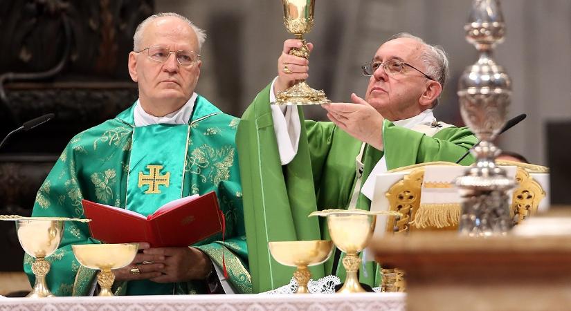 Megírták a konklávé titkait: Erdő Péter vezetett az első fordulóban