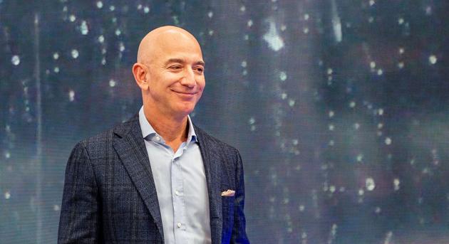Dehogyis lép le Jeff Bezos az Amazon éléről