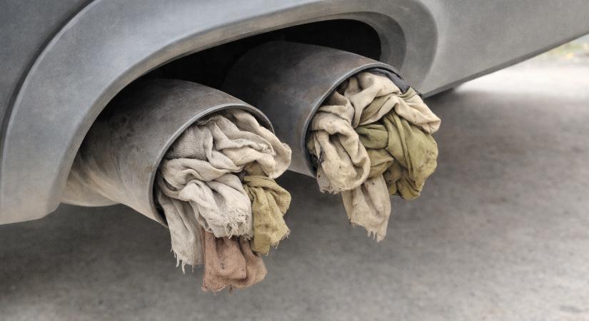 Döbbenet: ronggyal tömte be valaki egy Kertvárosban parkoló autó kipufogóját