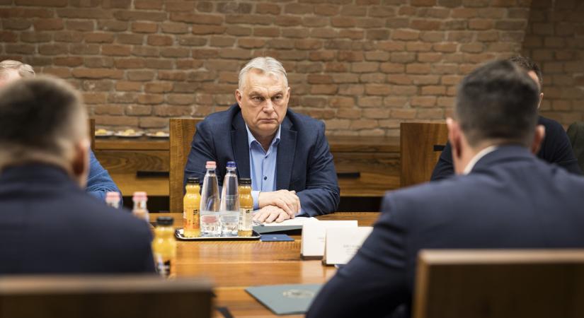 Orbán Viktor olyan műholdfelvételeket kapott, amelyek Ukrajna felett készültek, szerinte egyértelmű, mit mutatnak