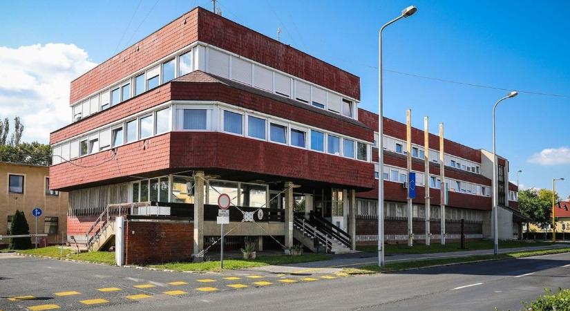 Győri rendőrkapitány botrány: 16 embert vádolnak a titkos korrupciós ügy miatt