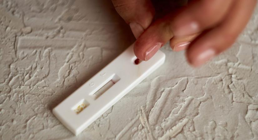 „Sokan nem emlékeznek az alkalmi szexpartnerük nevére” – megduplázódott a szifiliszes betegek száma