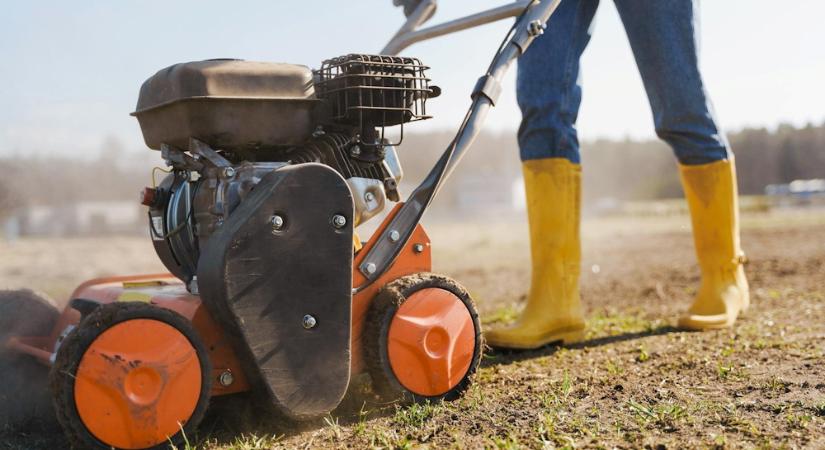 Tavaszi rajt a kertben: Így alapozzuk meg a dús pázsitot és a termékeny konyhakertet