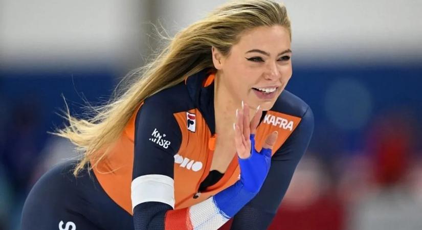 Brutális összegért kelt el a téli olimpia legszexisebb sportolónőjének a ruhája