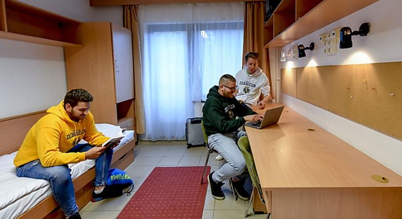 1600-zal növelné a felsőoktatási kollégiumi férőhelyek számát Debrecenben a kormány