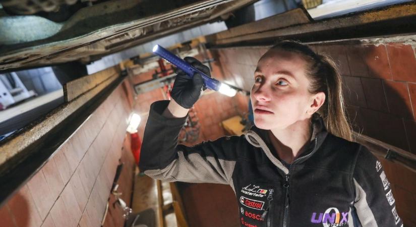 Ezt kell tenned, ha az autód kivágta a "csekkendzsint"!