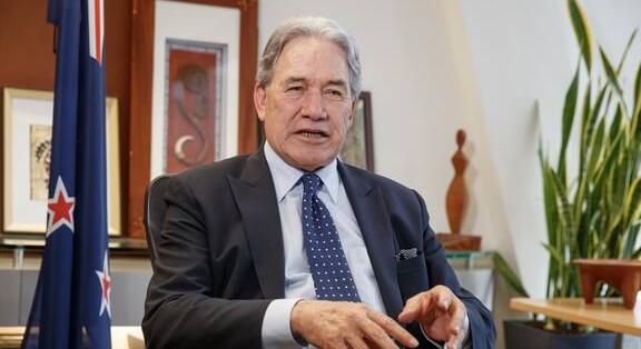 Új-Zéland 8 millió dollárt nyújt Ukrajnának és új szankciós csomagot vezet be Oroszország ellen