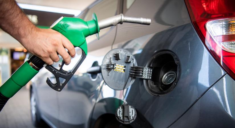 Brutális üzemanyagár-robbanás jön: azonnali változás jön a magyar benzinkutakon, és ez még csak a kezdet