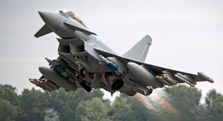 Cipruson található brit támaszpontokat is támad Irán