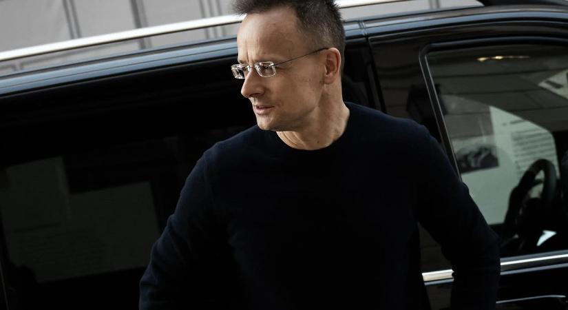 Szijjártó Péterék bekérették az ukrán nagykövetet a kényszersorozások miatt