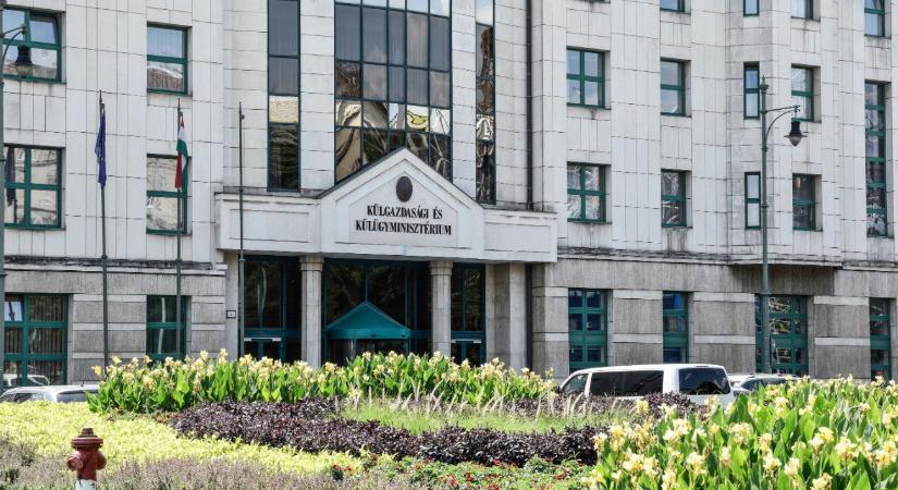 Berendelték Ukrajna budapesti nagykövetét a kényszersorozások miatt