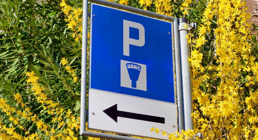 20 évig fejte a parkolóautomatákat rendőrfőnök, lebukott