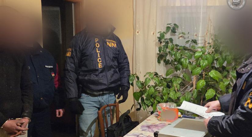 Hiába nyelték le a kábítószert, lebuktak – videóval