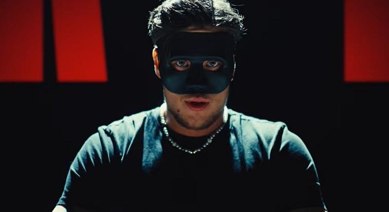 Mi van T. Danny orrával? - Az ismert sztár kipakol