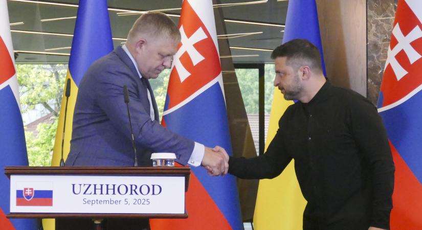 Új front nyílt az olajvitában: Zelenszkij számon kérte Ficót, Magyarország kimaradhat