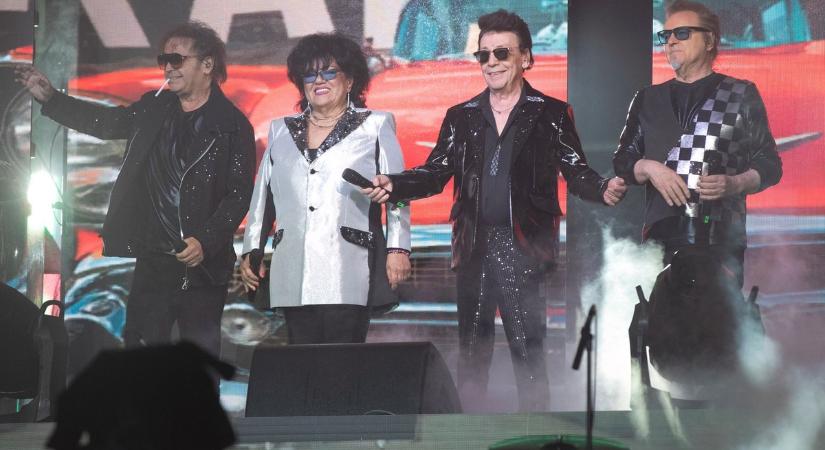 Szikora Róbert ajánlatot tett a Hungaria-rajongóknak