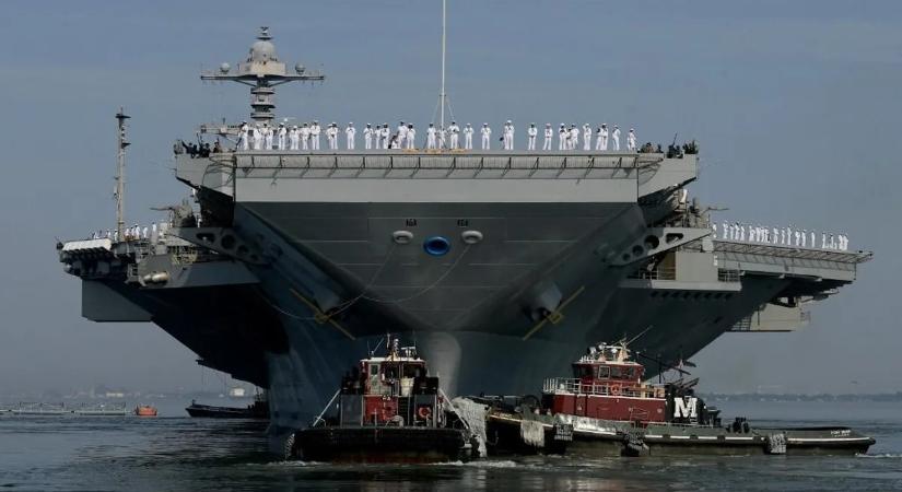 Irán: ballisztikus rakétákkal találták el a USS Abraham Lincolnt