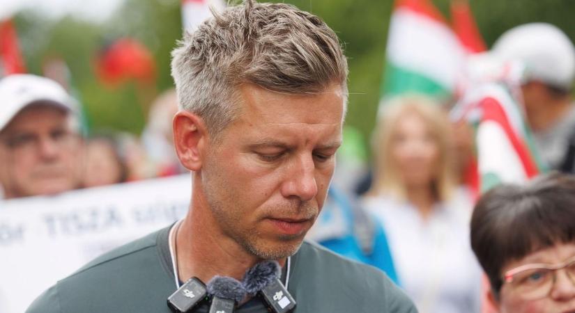 Magyar Pétertől ilyenkor is csak színjátékra futja