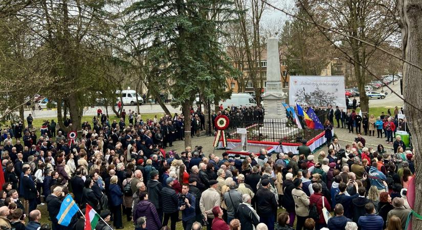 Háromnapos programsorozattal készülnek március 15-re Marosvásárhelyen