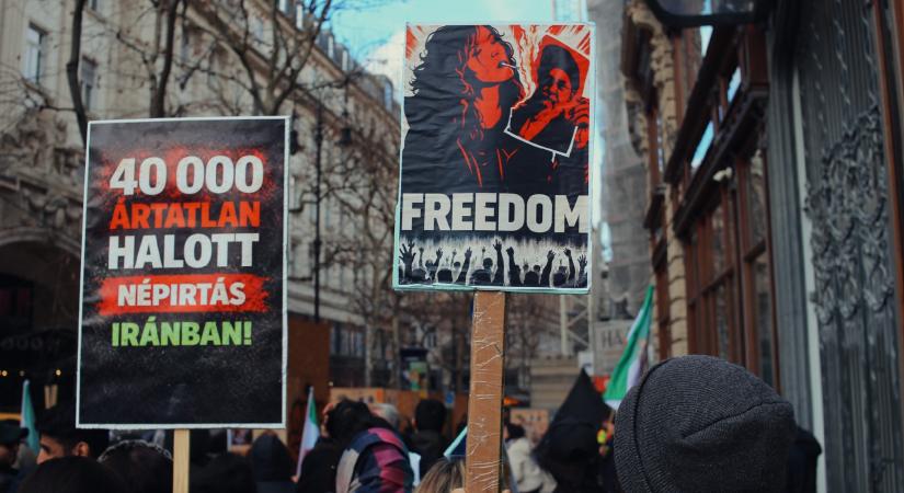 „Ez a háború 47 éve tart” – egy iráni az iszlám rezsim lefejezéséről