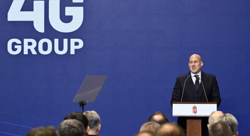 Több tízezer katonai jármű gyártására szerződött a 4iG története egyik legnagyobb megállapodásában, a régió fiatal fegyvergyárosával üzletelnek