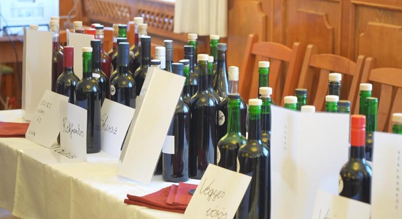 200 fölött volt a minták száma